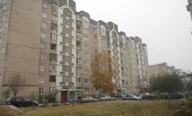 Продается трехкомнатная квартира в Кольчугино